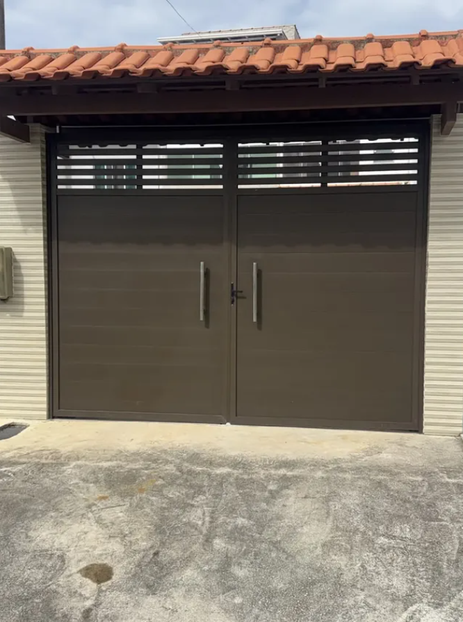 Portão residencial moderno